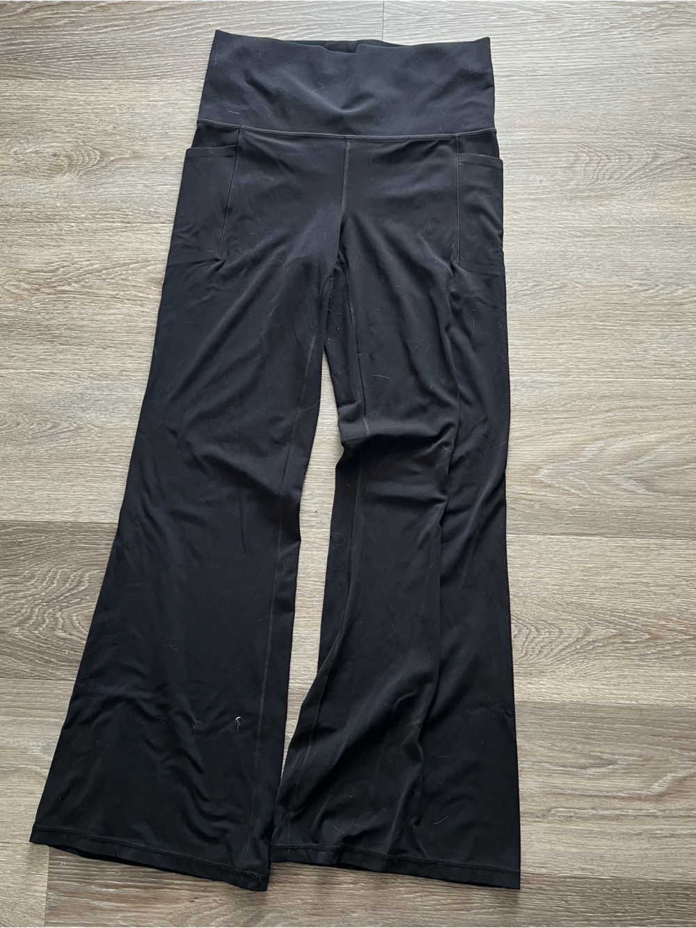 Athleta Salutation Stash Black Flare Legging Pants Medium Petite